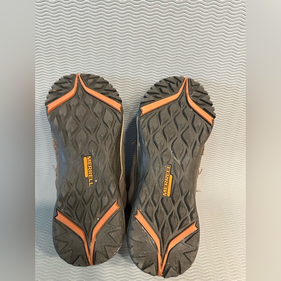 Merrell Brown Hiking Boots - Picture 7 of 9